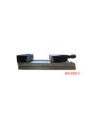 Tokiwa MVN 125 Süper Hassas Tezgah Mengenesi 124x140 mm